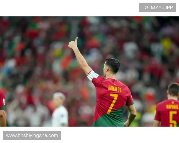 从青涩少年到美国足球明星的奋斗历程与荣耀瞬间